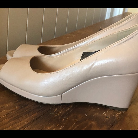 naturalizer wedges